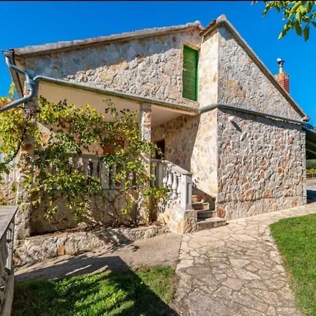Apartamento Irina