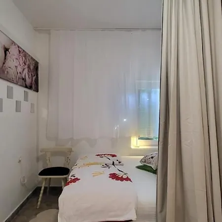 Irina Apartment *
